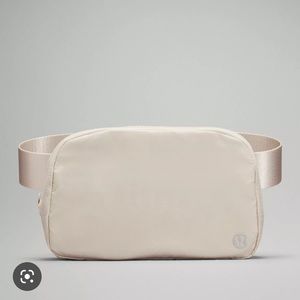 Lululemon belt bag